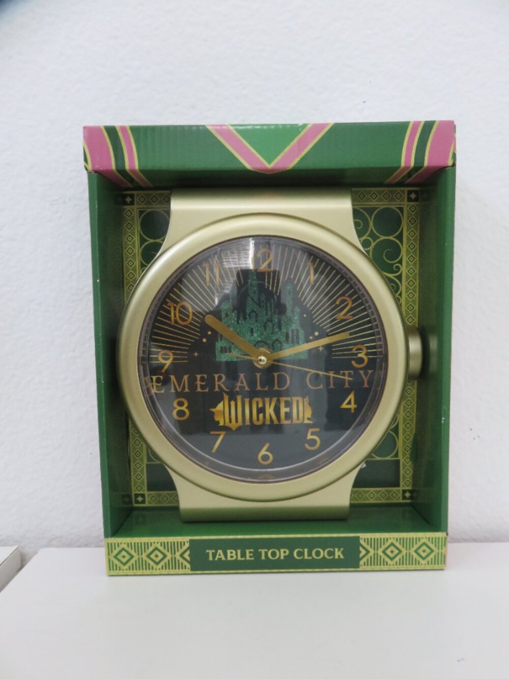 (#144) Wicked Emerald City Frame Desk/Table Clock
